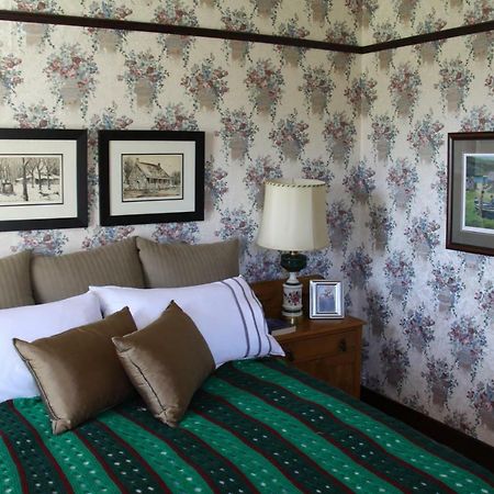 Auberge Taylor Manor Saint-Georges Extérieur photo