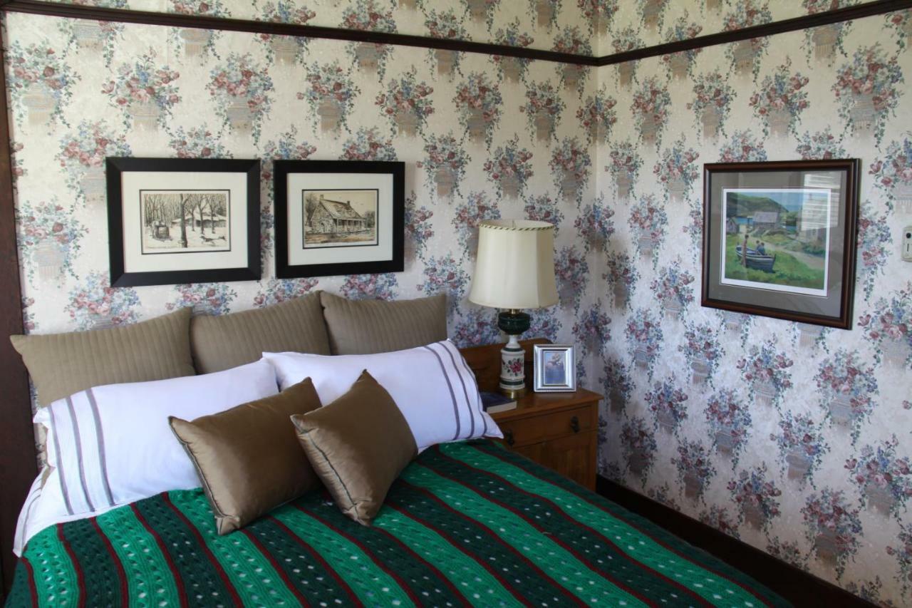 Auberge Taylor Manor Saint-Georges Extérieur photo
